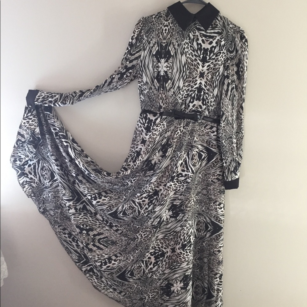 Dress - Picture 2 of 2
